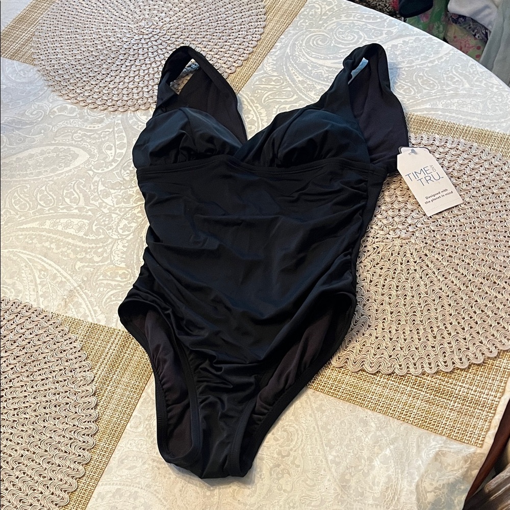 Time and Tru Classic Black Swimsuit Size 8-10 Padded Bra NWT